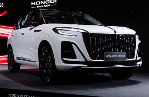 В России стартовали продажи премиального компактного кроссовера Hongqi HS3