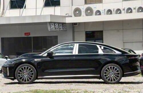 Exeed анонсировал новый флагманский седан ES7