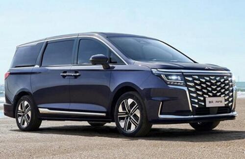 Премиальный минивэн JAC RF8 появится в России